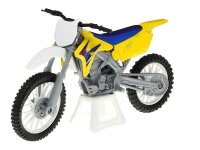 Modell 1:18, SUZUKI RM-Z450, gelb (M05604CZ)